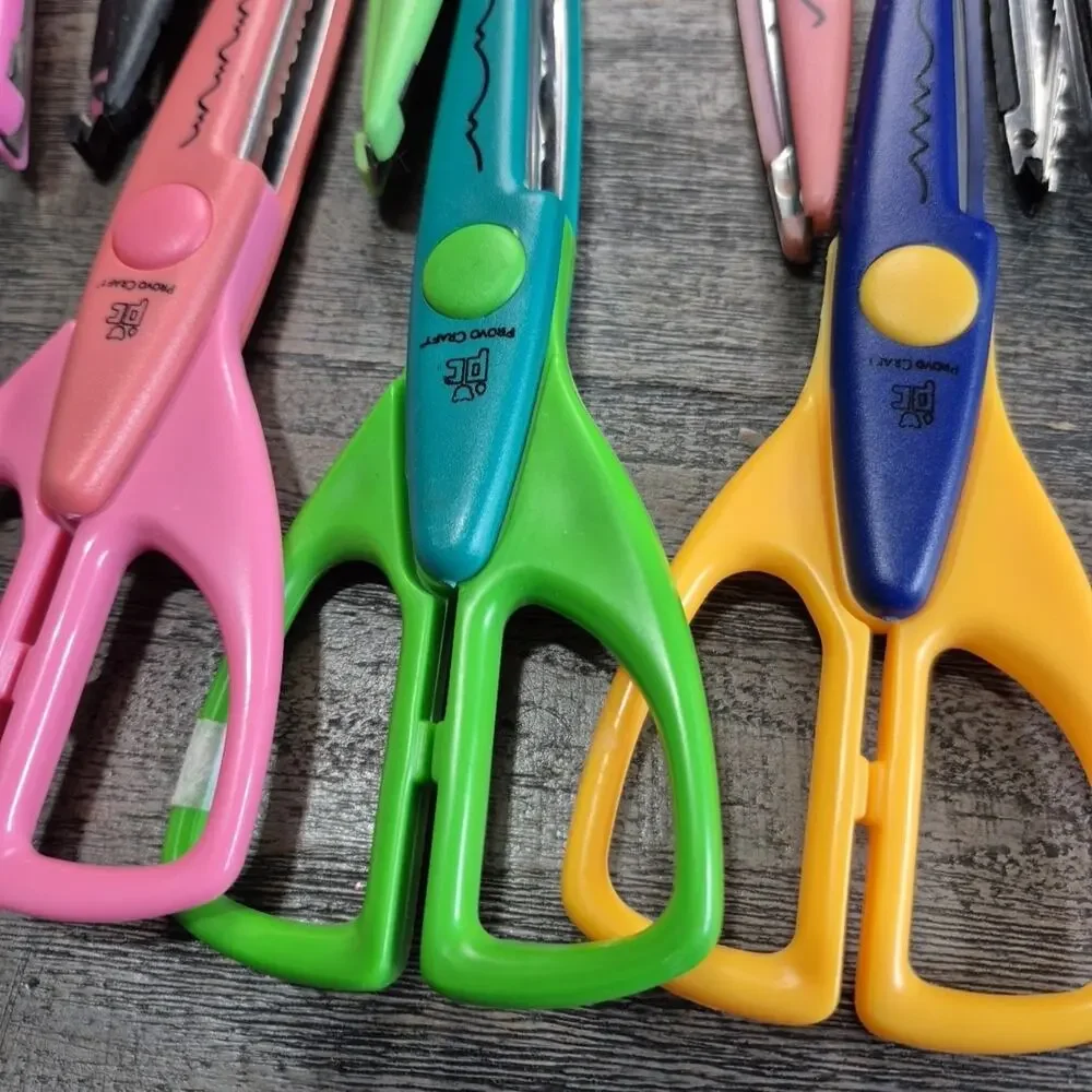 Crafting Scissors Paper Crafting Scrapbooking Shapers Decorative Lot of 11